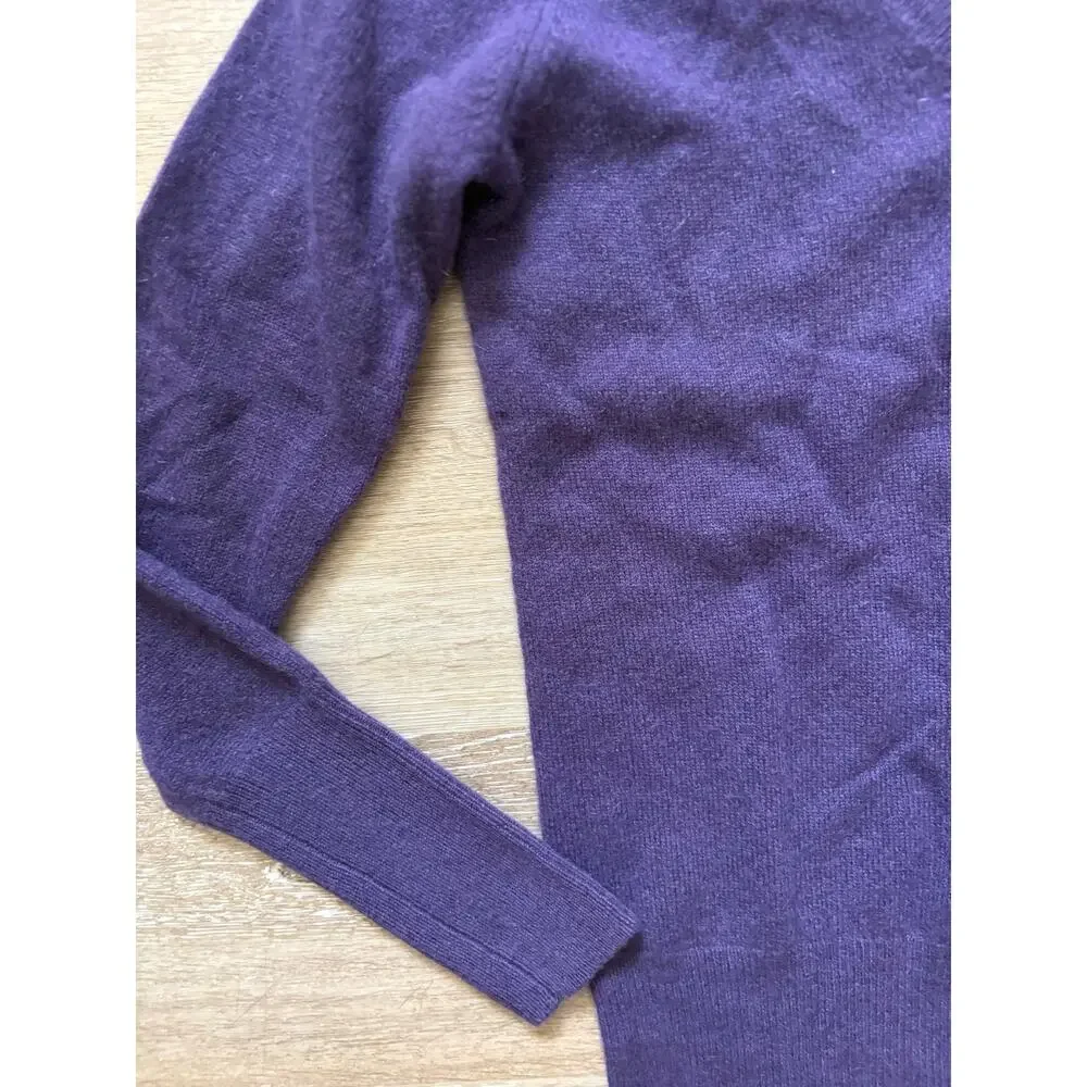 Halogen 100% Cashmere V-Neck Pullover Sweater